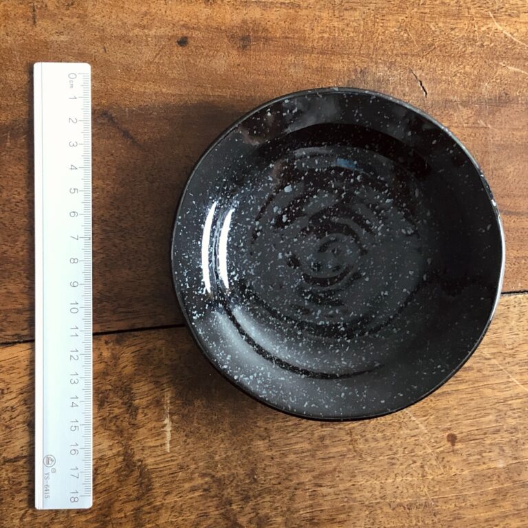 圓盤-黑底白點-小