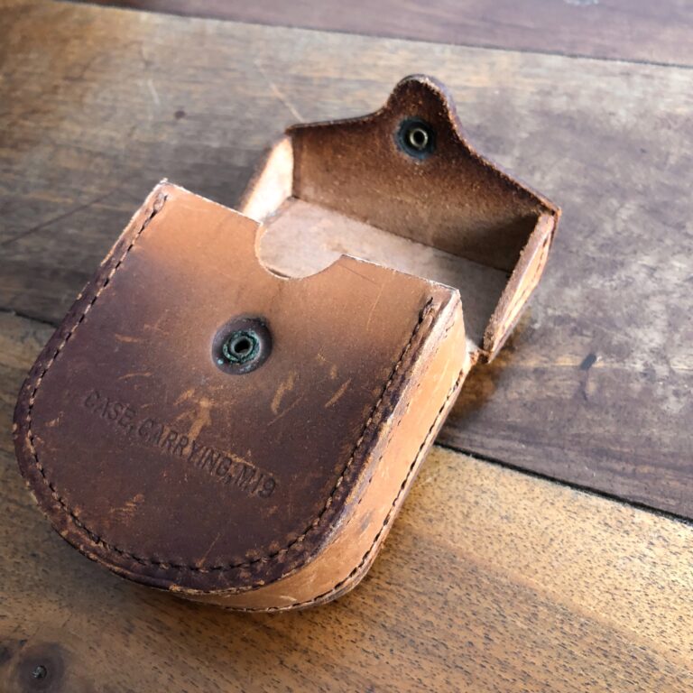 B ✤ 皮套_棕色皮革